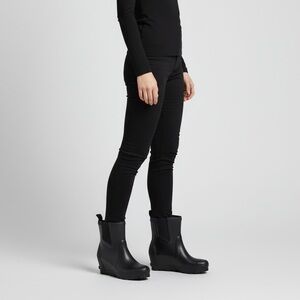 Sorel Black Joan Rain Winter Wedge Waterproof Boots Booties Size 7